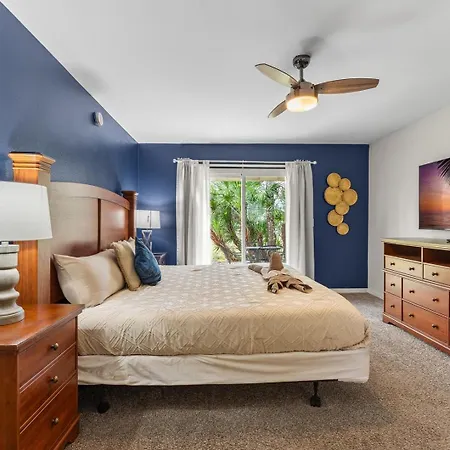 3-Br Condo Near Disney - Family-Friendly Retreat